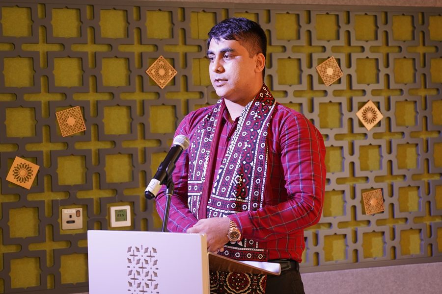 Abbas Korejo speaking at a cultural event